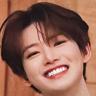 “LEADER JUNKYU”“PRODUCER JUNKYU” “TREASURE JUNKYU”“T5 JUNKYU” “10039596”