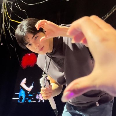 zainloving's profile picture. 21 Insta: whonic