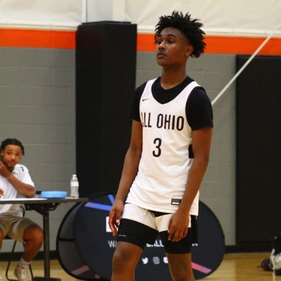 Izehiah Howell Profile