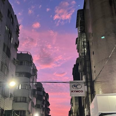 redyq12142005's profile picture. 