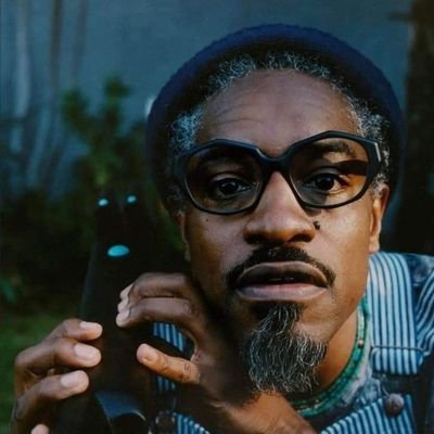 HolmesTione's profile picture. F Twitter