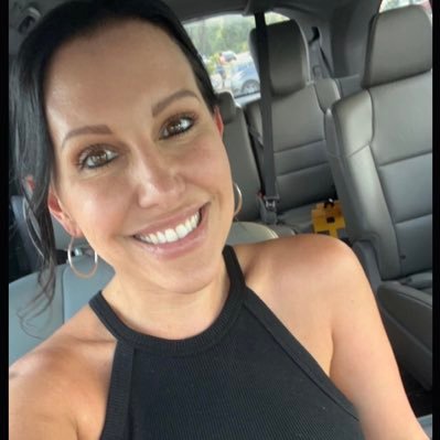 Michellemo79132's profile picture. HMU