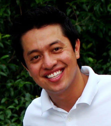 Paulista, Manauara de coração, Produtor de eventos, Publicitário, Budista, Corinthiano.