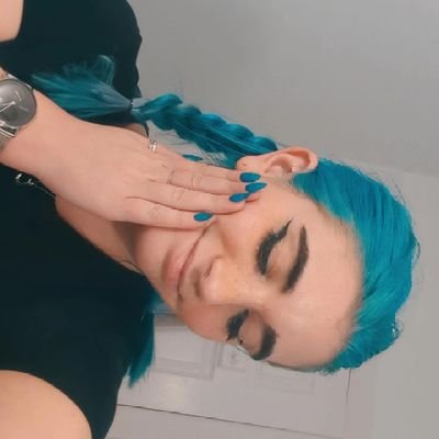 (she/her) ✨ 31 ✨
I stream on Twitch!
Check out my Etsy shop: https://t.co/zhVRMTcF2H…