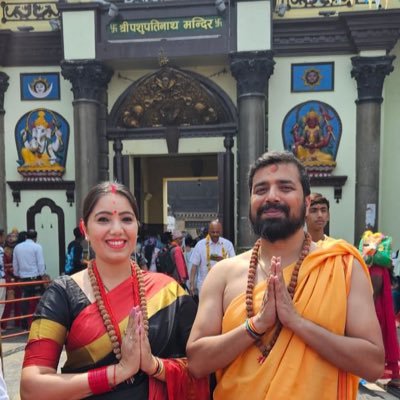 SHIV-BHAKT// TRADER//ENGINEER//MENTOR//CAPRICOS FINCAP//TAPAS TRADESHALA //JO BECHEGA WO BACHEGA,Trading since 2003,not sebi registered WA #7021022148
