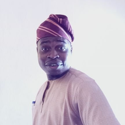 🇳🇬Since you're here, pls follow.|Freelance Realtor 🏠🏢🏣| Que sera sera ✨| What will be will be | ⚽ Arsenal 🎶|Eminem, Taylor Swift......|🕋🕌ISLAM📿