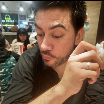 GVelazquez1985's profile picture. Trabajador incansable