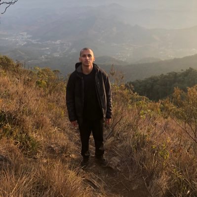 YanWesley18's profile picture. https://t.co/ylU0TUPYcK developer