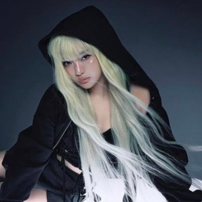 MysteryHolt_14's profile picture. 