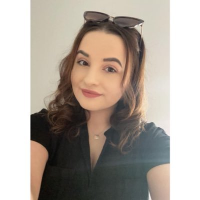 emilyy_roseexx's profile picture. wolves🐺 /26🌹