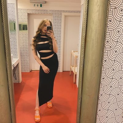 fkasmaish's profile picture. porn fake guy and girl not in love