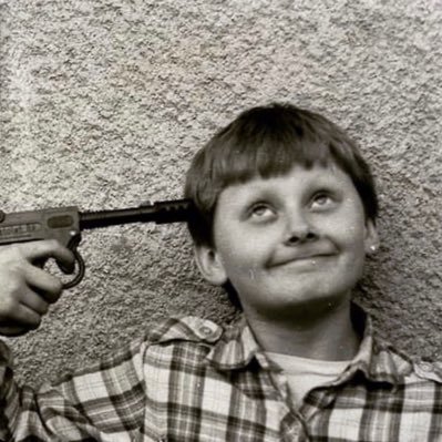 IamReechie_'s profile picture. Can't live a positive life, with a negative mind set🤌🏼