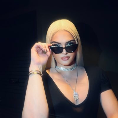 mdoug0520's profile picture. proper lady by day, pussy popper by night ‼️