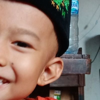 toney355's profile picture. sepak bola