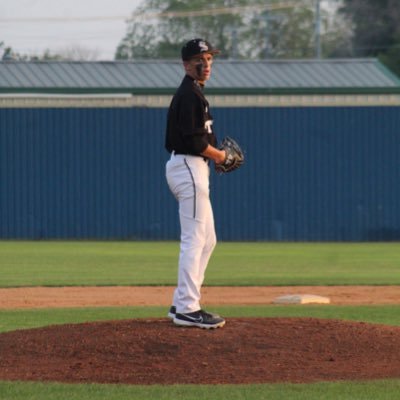 TX || CLASS OF 2025 || Steele Highschool 4.0 GPA || 🏈WR || ⚾️OF/P|| 6.7 60 yd / 4.54 40yd / 2024 Academic All-State ⚾️&🏈/ email : jacob.beck2025@gmail.com