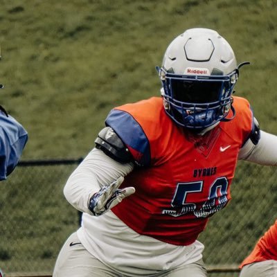 DT 5”11 260lbs/ Byrnes high school /26🎓# 864 597 6493 gpa 3.0 Gmail \ calebbassett99@gmail.com https://t.co/HKc5bPVKG6