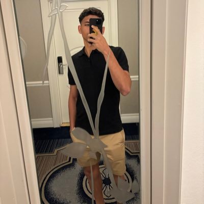 Javi_Favela_'s profile picture. 22 | az