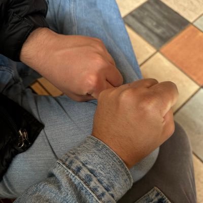 34 and 31 yo latino top couple, always down for FFun! (18+) Always on the go to service holes. Need yours stretched&wrecked? HMU😈🤛🏼🤛🏼Asspig:Latinfistcouple