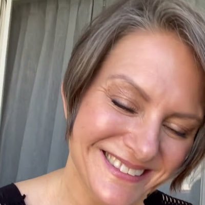 amoreau644's profile picture. 