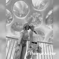 eleanoor_aarch's profile picture. If i was a writer i’d have a better instagram bio quote