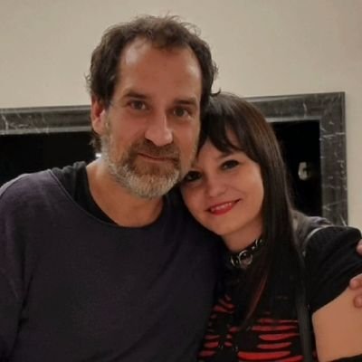 Esta loco,está cuerdo,
es real y a la vez un sueño.
Pero Este Amor va creciendoo
🐘♥️🎶