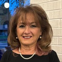 Regina Serna (@reginacmserna) 's Twitter Profile