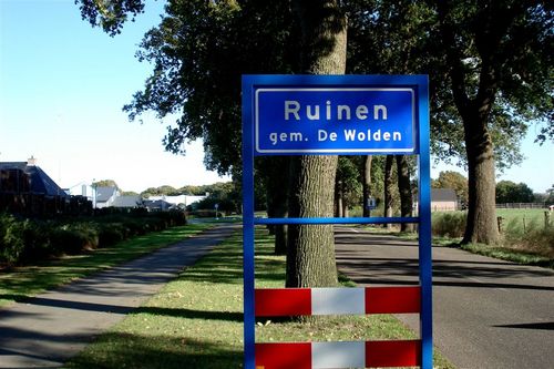 Dorpruinen.nl is de dorpssite van Ruinen, met informatie en nieuws over het dorp Ruinen.