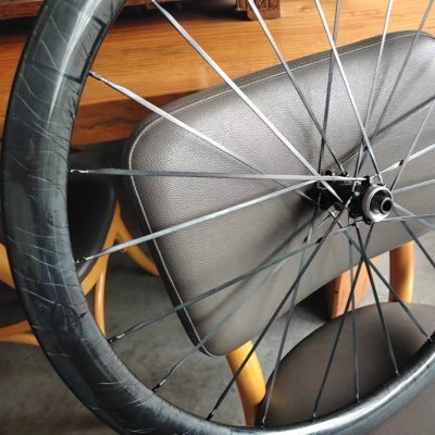 Victori719123's profile picture. Carbon spoke ，Carbon Hub