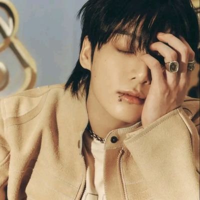 Jungkook928256's profile picture. 