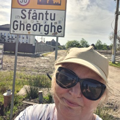 Multilingual #Travelwriter Podcast prdcer lives https://t.co/R6T119f3sc.Sp. Greece expert Telegraph ✏CNTraveller, Times,The i, BBC +. LOVE my name😊 Heidi. Fullerlove@gmail.com