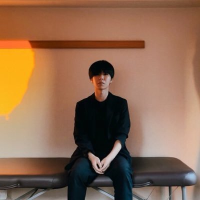 シーシャを長く楽しむ為に健康について発信したいアカウント。 たまにシーシャ屋さんで普段はボディワーカー。シーシャは不健康になってからはできない遊びだよ。