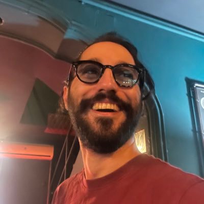 Fardinak's profile picture. Software Engineer / AI Enthusiast