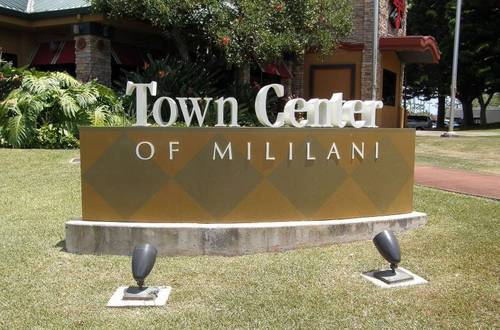 Shopping, dining and services all within your reach