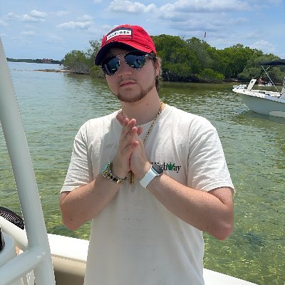 Entrepreneur - 1mil Subs on YT https://t.co/0Voo7exf8V | Music Production, Game Developer, Label Owner, Designer, Software Engineer