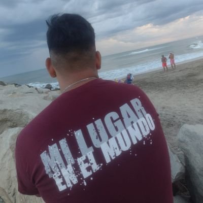 Valentín Alsina🌇
🇱🇻Ya lo dijo el Diego, en el Sur somos todos de Lanús🇱🇻