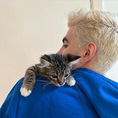 fan account | você me ama e eu te amo, alinhamento milenar, você não acha? @ondadojao