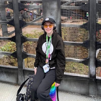 access_coasters's profile picture. Iona. theme park enthusiast. autistic