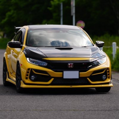 車とお酒と猫と本。