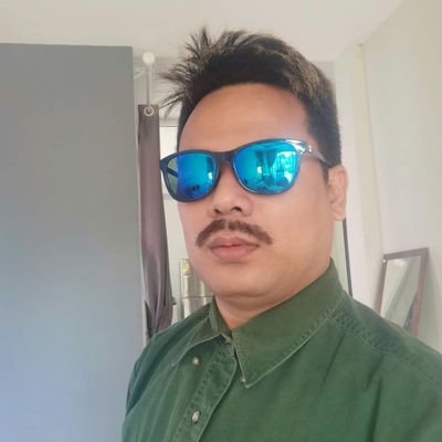 wuttipongl86034's profile picture. 