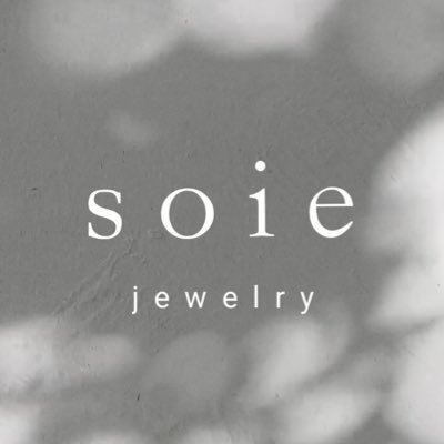 soie_official's profile picture. ジュエリー歴𝟐𝟔年デザイナーによるセレクトジュエリー ファッション誌やTVなど多数メディアに掲載中♪ ▶︎https://t.co/dhNzvDb0vt
