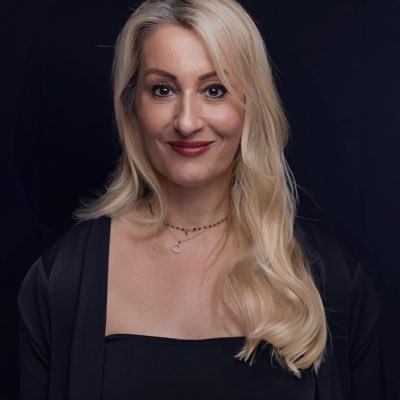 Mother| Wife | CEO and founder of BorderlessCX