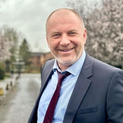 Sustainability and Environmental Campaigns advisor, public affairs. Unitary Cllr.