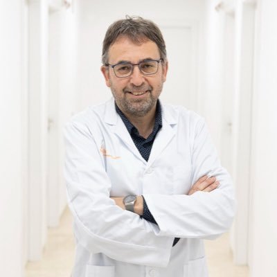 Director General de l’Institut Català d’Oncologia. Oncòleg Mèdic amb expertesa en genètica clínica del càncer i bioètica. De Vilallonga del Camp, ara gironí.