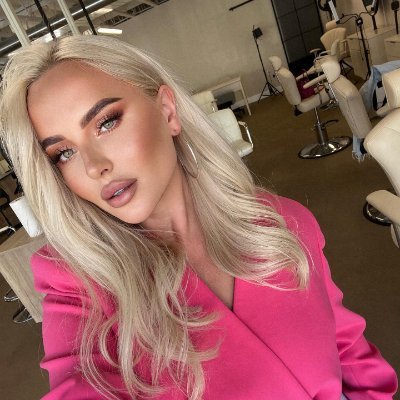 Travel🌎 Skiing 🎿 Camping 🏕 Scuba diving 🥽 Golf 🏌♀ Yoga 🧘♀️ Wine 🍸🍷 Champagne Cats 🐱 Dogs 🐶
Don't be afraid to fail, be afraid not to try.