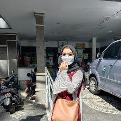 RiskiAn27315884's profile picture. 