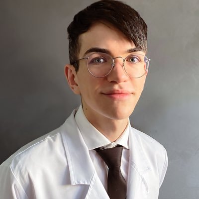 juniorfariarosa's profile picture. Cats and H&E 🏳️‍🌈