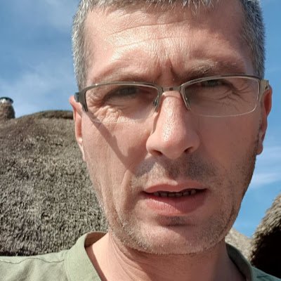 SMunteanu04's profile picture. 