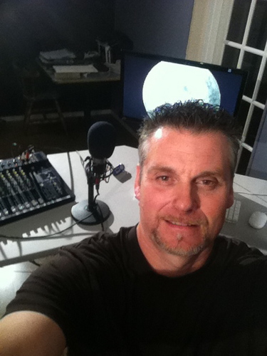 Modernmessenger's profile picture. 