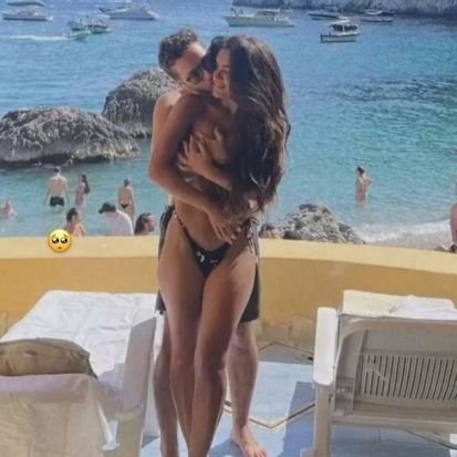 bvD5c9XhENb8l9a's profile picture. 