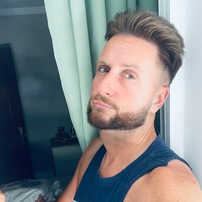 antoniosiguen14's profile picture. 